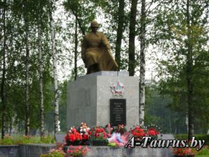 Памятник воинам, погибшим в городе Поставы